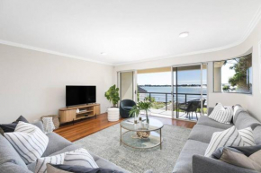 Waterfront Duplex 5 bedrooms 5 bathrooms